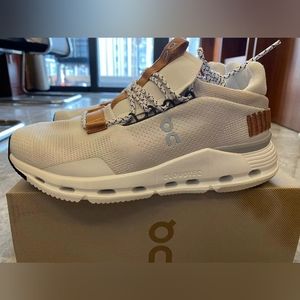 COPY - On cloud cloudnova size 7
